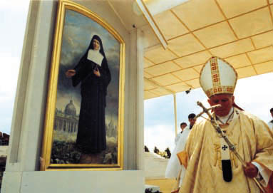 Ojciec Święty Jan Paweł II po beatyfikacji Matki Bolesławy Lament (5 VI 1991)
