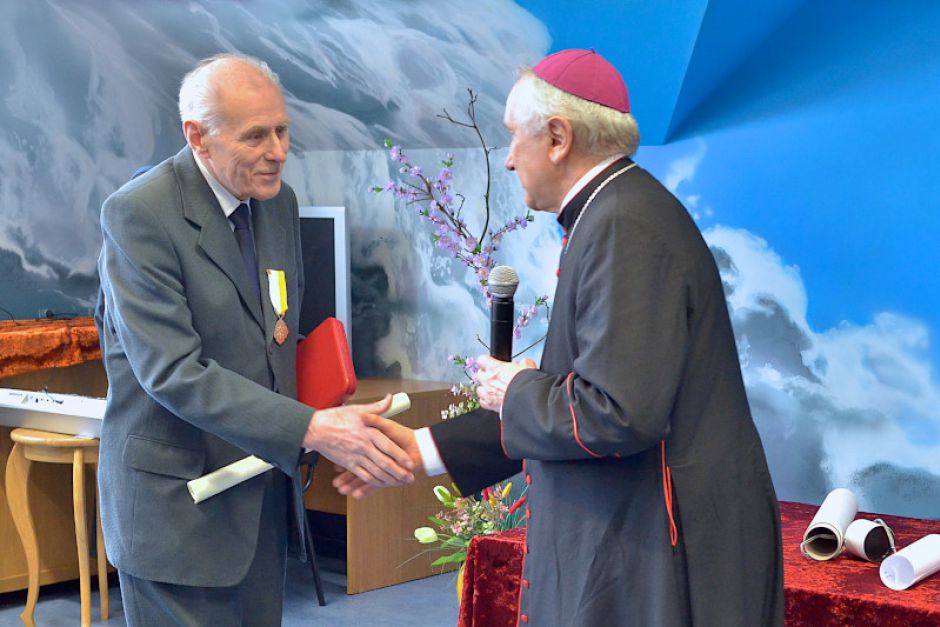Papieski medal „Pro Ecclesia et Pontifice” dla dr. Tadeusza Borowskiego-Beszta