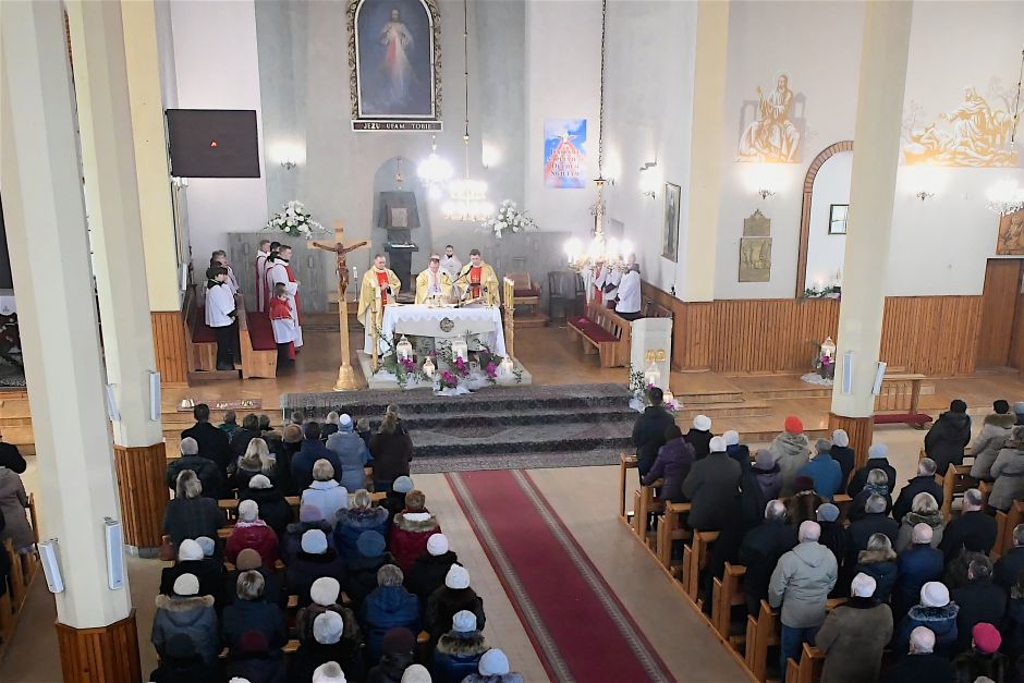 Uroczyste wprowadzenie relikwii bł. ks. Michała Sopoćki w Pogorzałkach