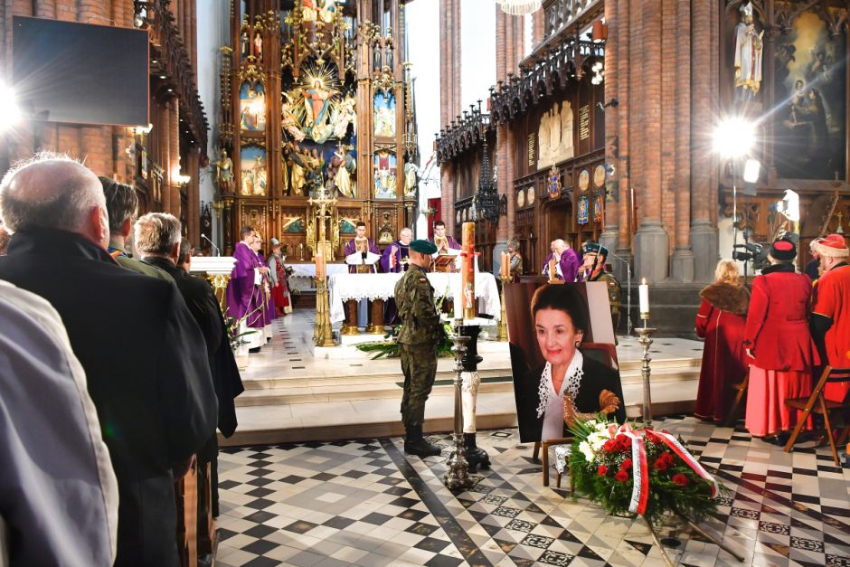 Białostockie uroczystości żałobne za śp. Karolinę Kaczorowską