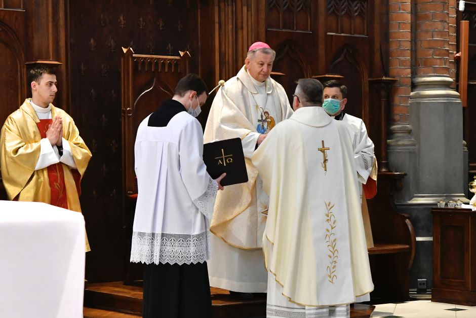 Nowy proboszcz objął posługę w parafii archikatedralnej