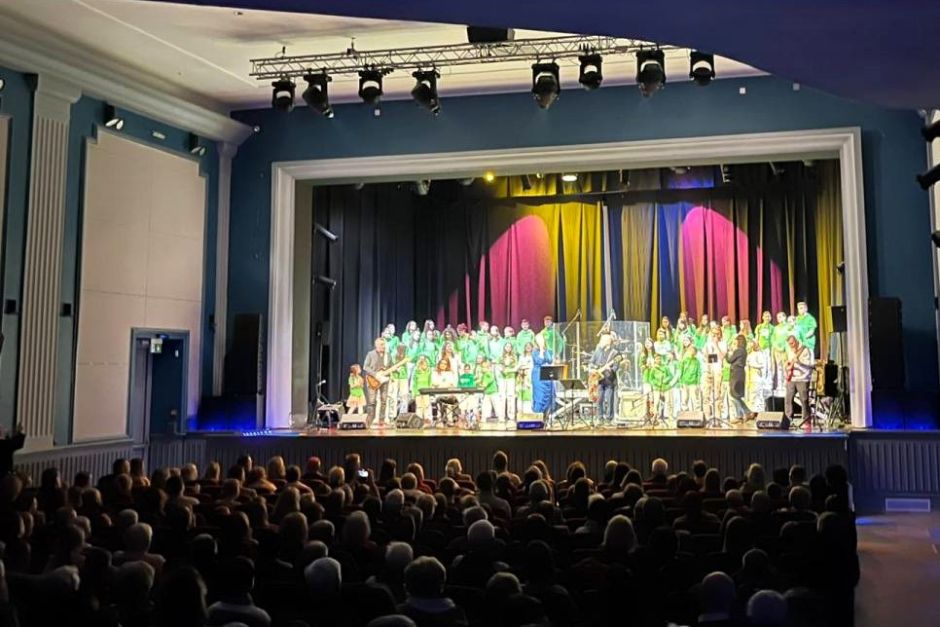 Misyjny koncert kolęd i przegląd szopek bożonarodzeniowych
