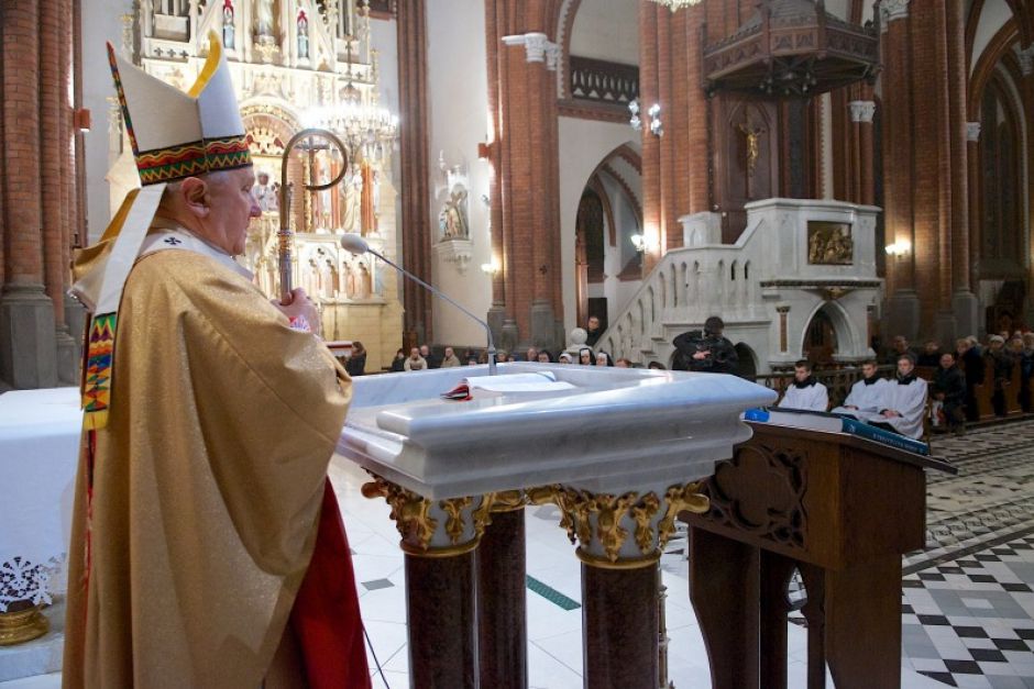 Archidiecezja Białostocka modli się za papieża Benedykta i Kościół